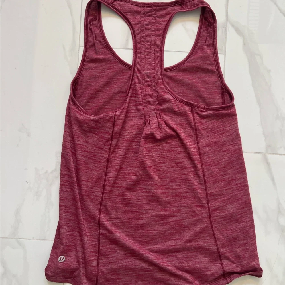 Lululemon tank top - Picture 2 of 4